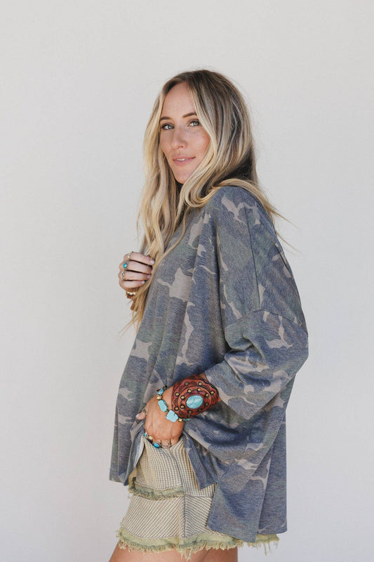 Three Bird Nest - Country Girl Camo Top - Olive: Green / M