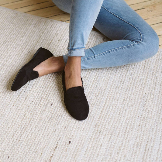 Mave & Chez - The Audrey - Classic Loafer: Black Velvet / 9