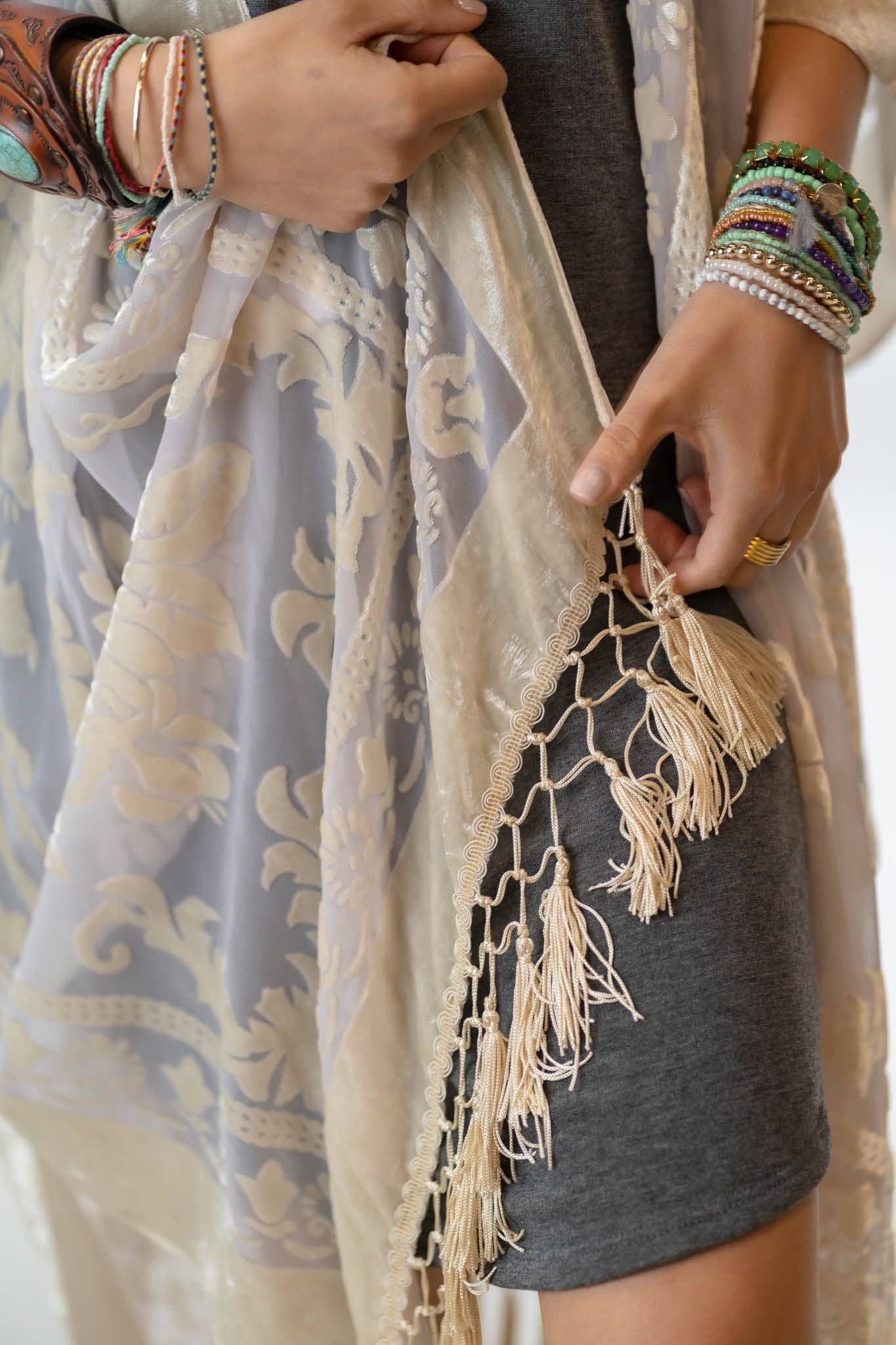 Three Bird Nest - Crushin' On You Velvet Kimono - Nude: OS