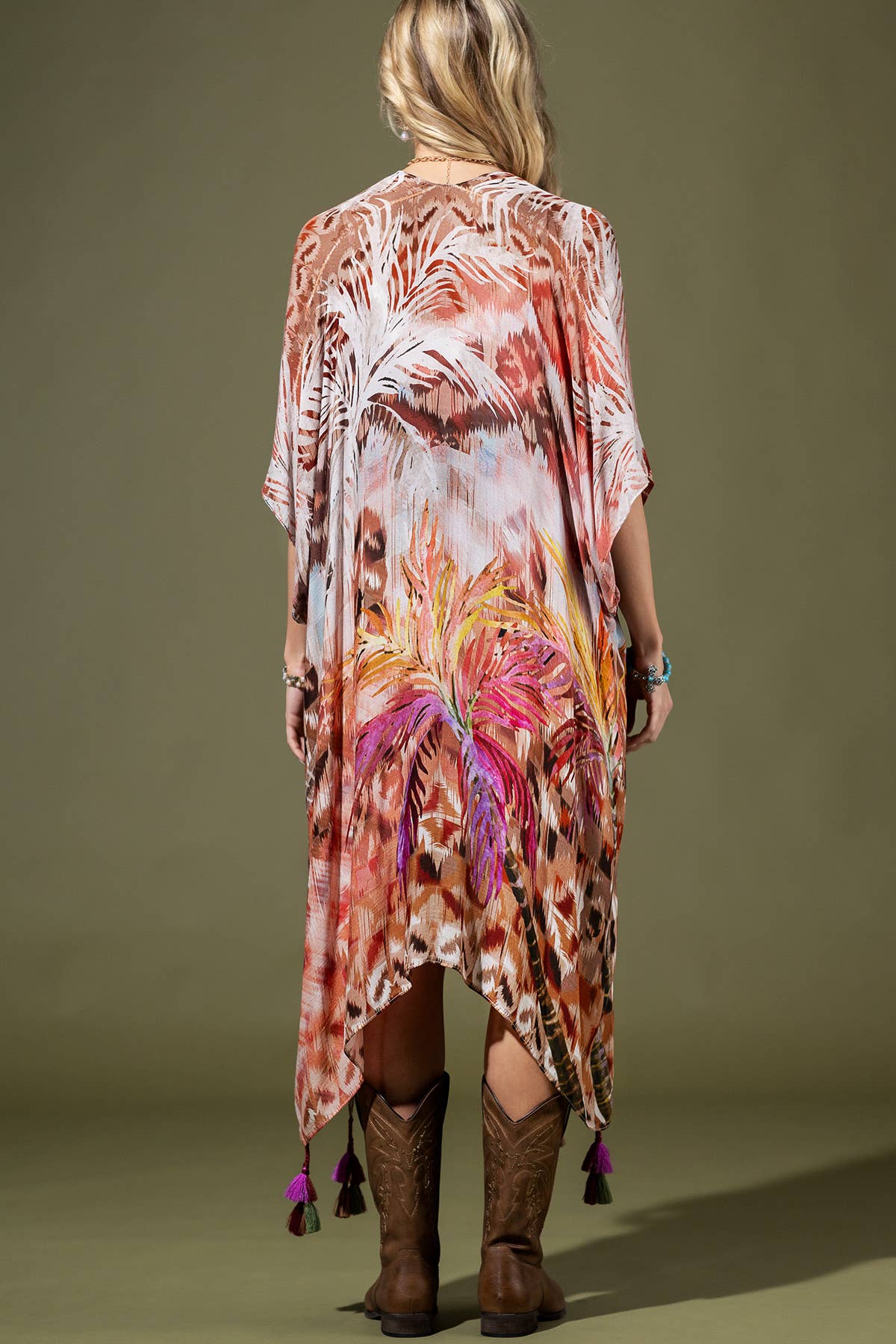 Urbanista - Sarah Kimono: Sarah / OS