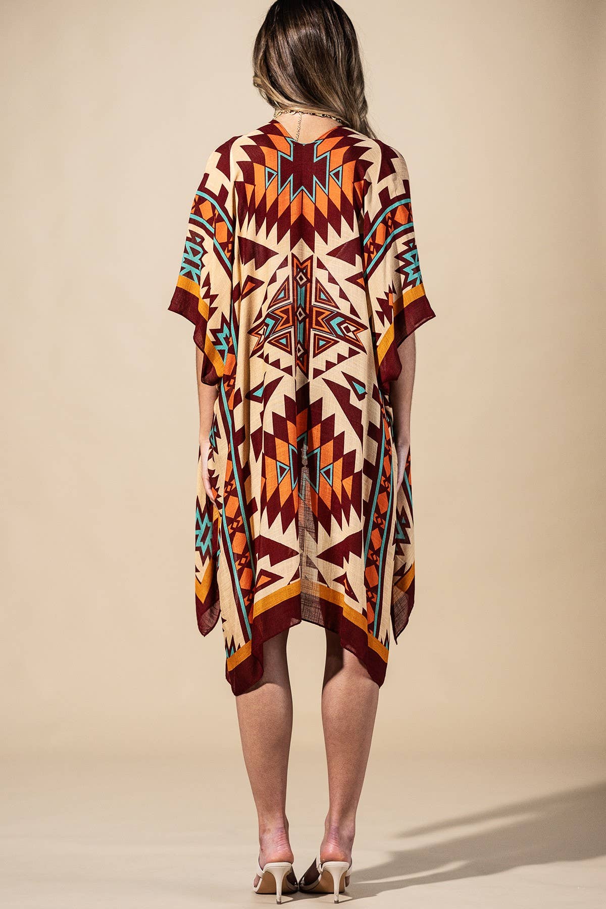 Urbanista - Southwest Sol Viscose Kimono: Ethnic Burgundy / OS