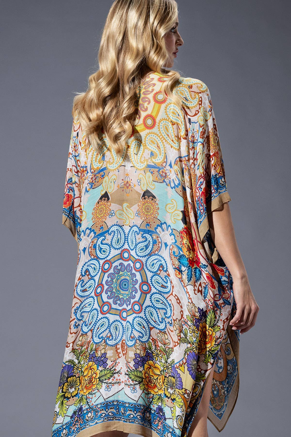 Urbanista - Gold Blue Mandala Viscose Kimono: GOLD BLUE MANDALA / OS