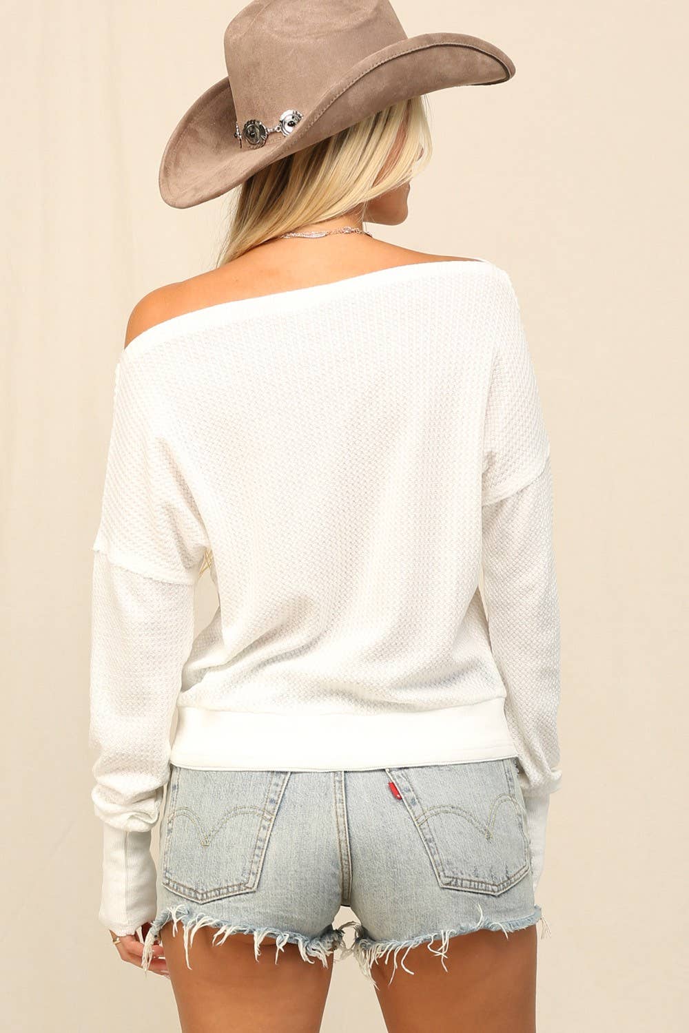 KyeMi - A Thermal Knit Top With Off The Shoulder Neckline: White