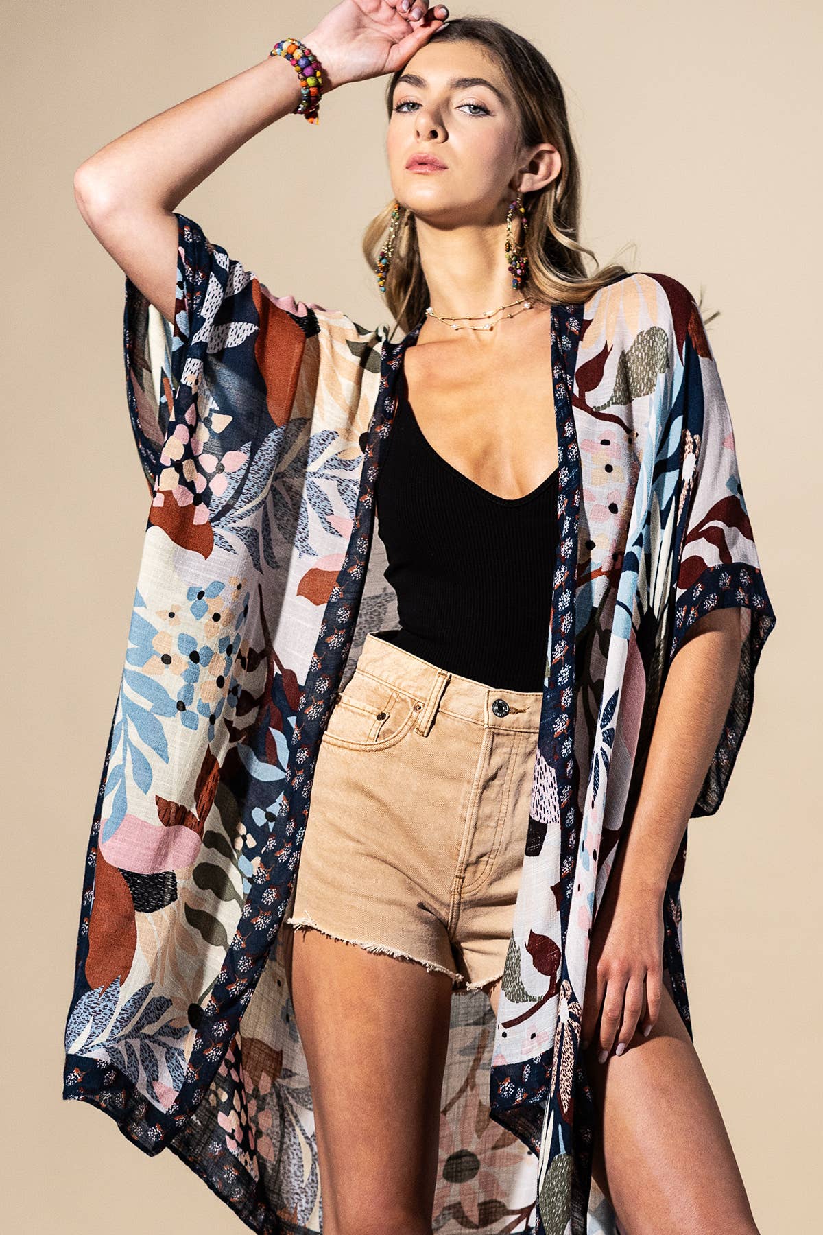 Urbanista - Botanical Floral Viscose Kimono: BEIGE/NAVY / OS