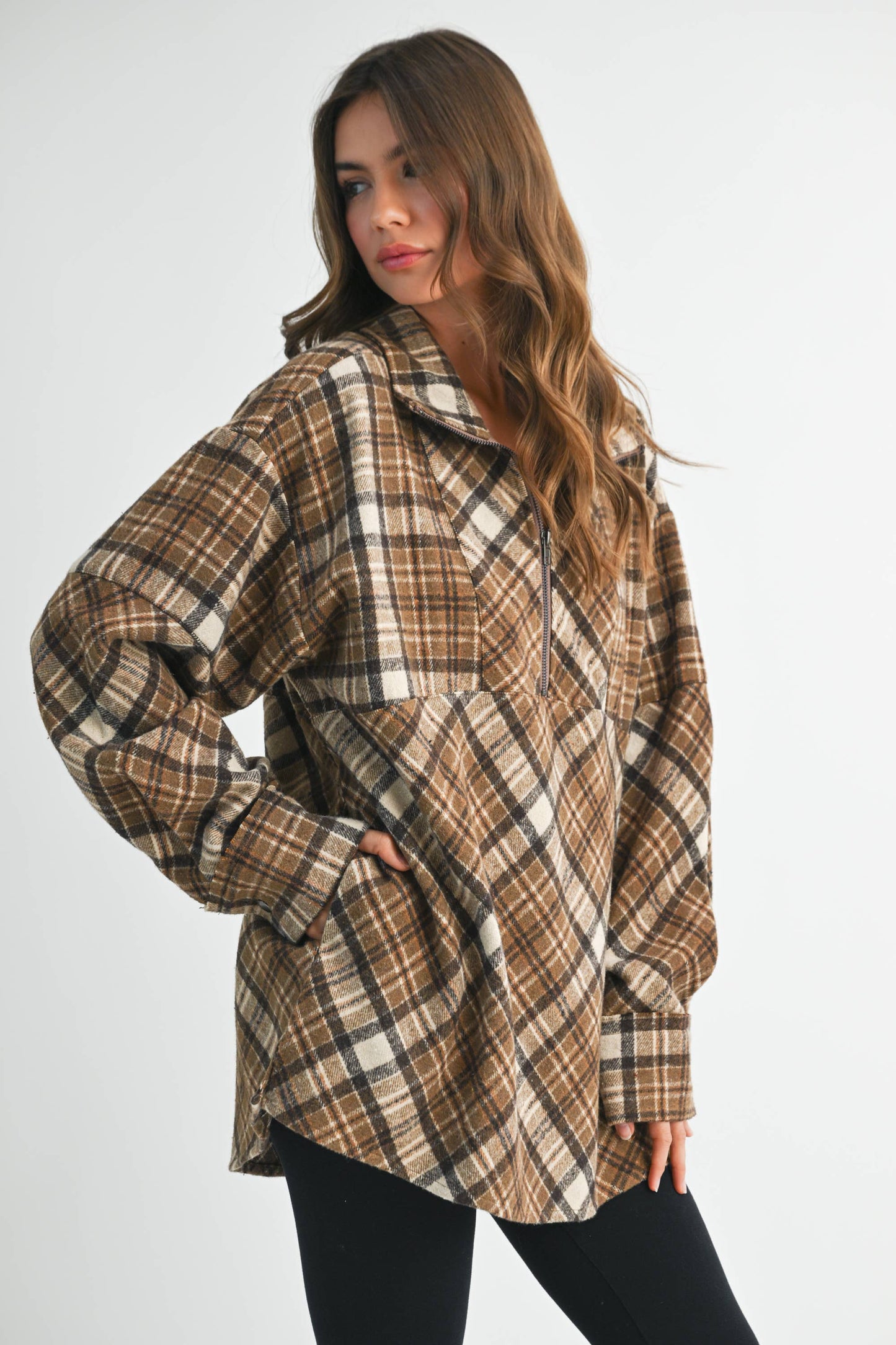 AEMI + CO - 8421EK Mya Plaid Pullover 1: Chocolate / Contemporary