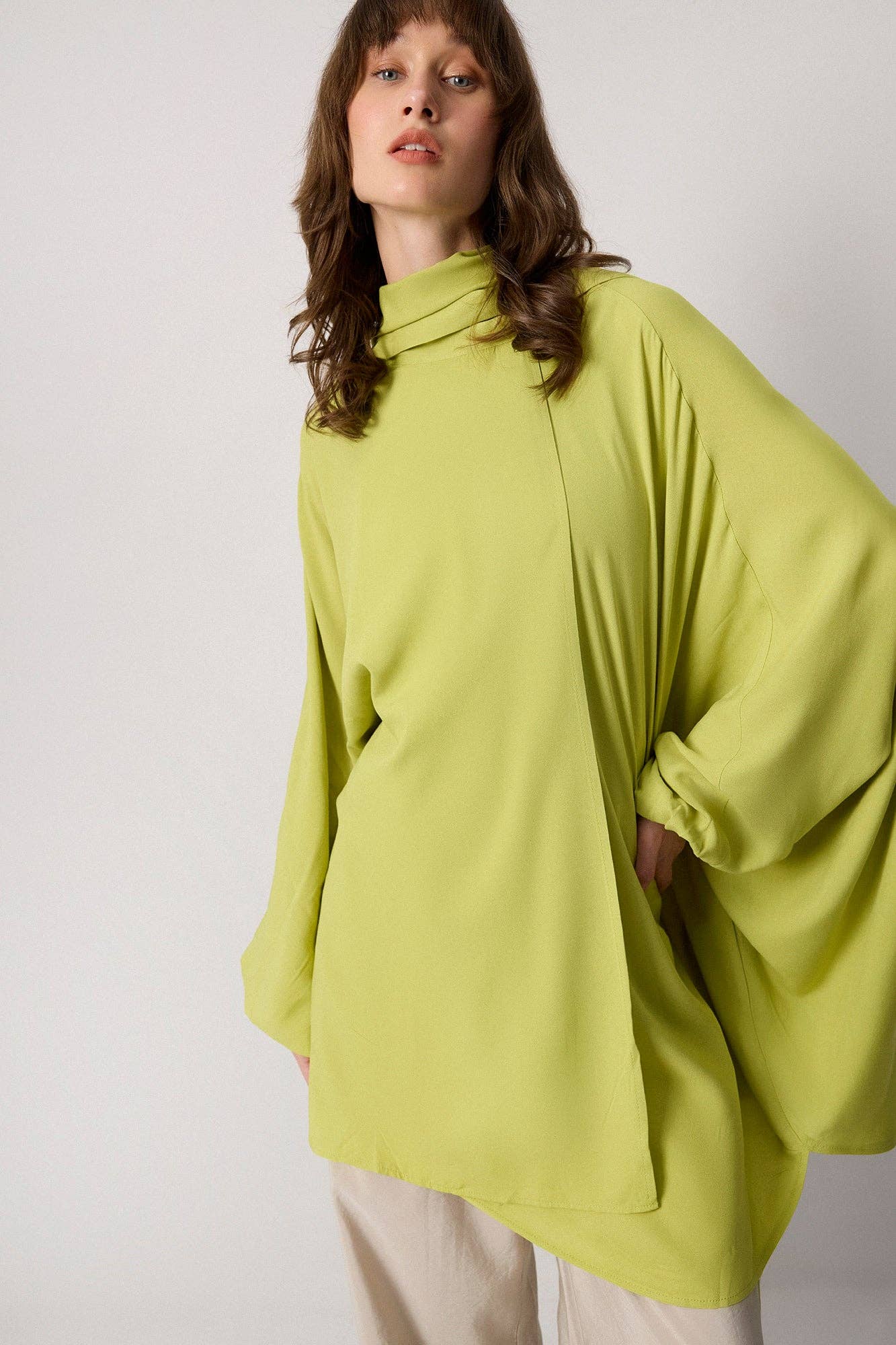 Touché Privé - DRAPED TURTLENECK VISCOSE KIMONO TOP: Olive / Standart / OS
