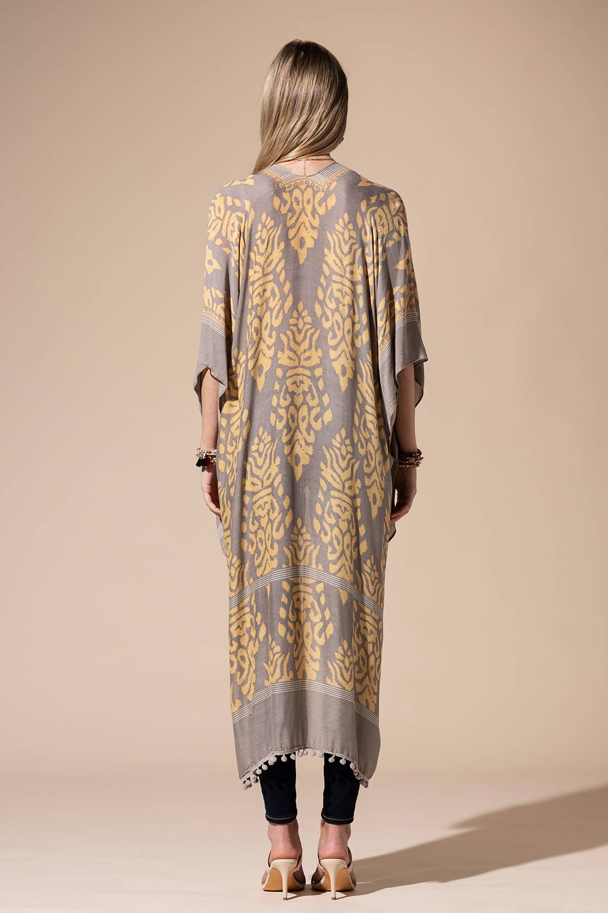 Urbanista - Damask Print Kimono with Sleeves: Mustard / OS