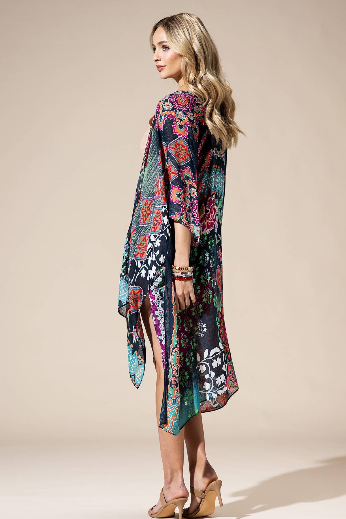 Urbanista - Midnight Mosaic Viscose Kimono: MULTI / OS