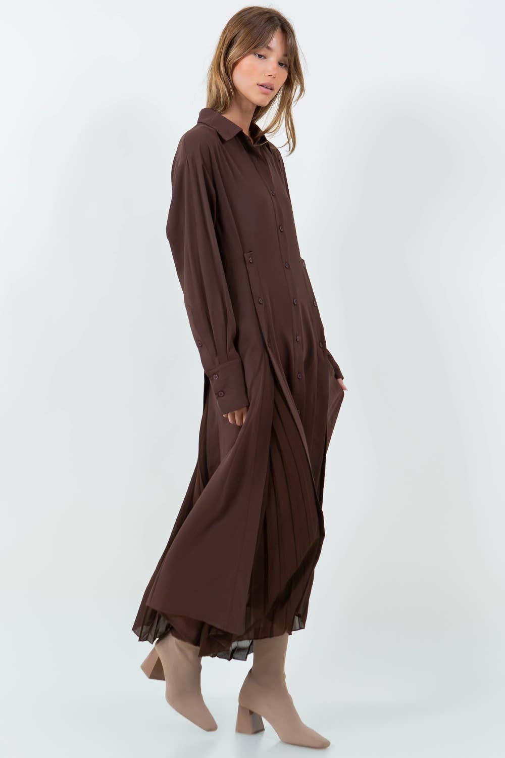 Whiteroom+Cactus - PLEATING DETAILED MULTI BUTTON WEAR SHIRT DRESS - BROWN: Brown / L